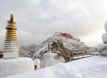 Potala Palace in winter Potala Palace in winter