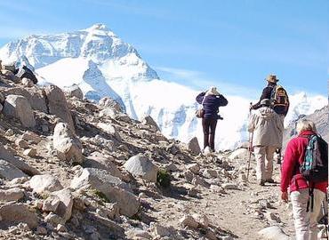 Tibet offers great trekking opportunities to all trekkers. Tibet offers great trekking opportunities to all trekkers.