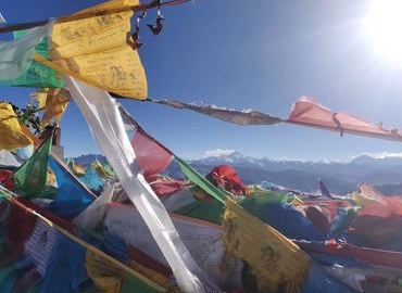 This tour starts from Lhasa. You will visit Mt.Everest and Kailash, finally ends at Gyirong border. This tour starts from Lhasa. You will visit Mt.Everest and Kailash, finally ends at Gyirong border.